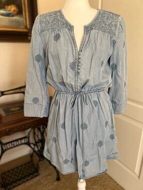 Anthropologie Holding Horses Embroidered Chambray Tie-Waist Dress